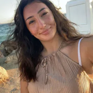 Baby sitter expérimentée près de thiers