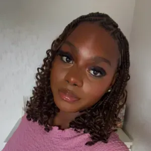  La meilleure Baby-sitter de Toulouse😙