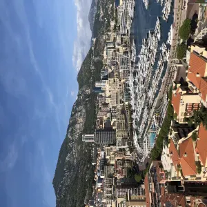 Baby-Sitter expérimentée véhiculée 