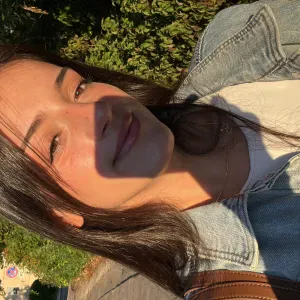 Erfahrene Babysitterin sucht Nebenjob