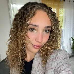 Baby sitter occasionnel à anglet 