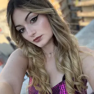 Oss qualificata a Catania molto socievole e disponibile