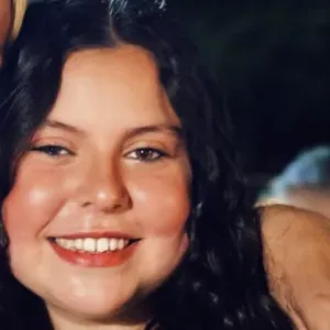 Babysitter responsável e carinhosa em Faro!