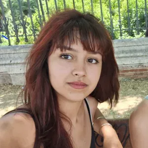  👩‍🎨 Niñera en Granada con experiencia