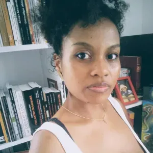 Cherche une baby-sitter ocassionnelle