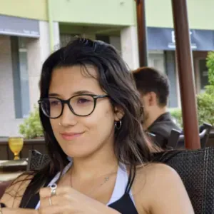 procuro trabalho em babysitting