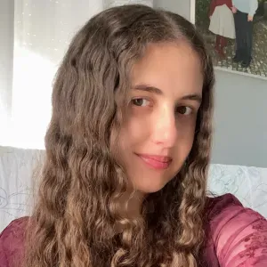 Babaysitter com certa experiência 
