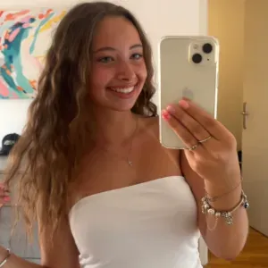 Baby Sitter expérimenté à Caen 