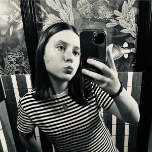 Jeune Baby-sitter à Chartres. 