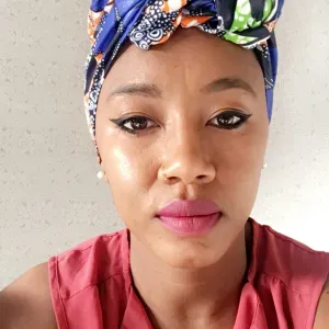 Disponible pour vous aider dans votre ménage.