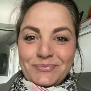 Sarah de Lille avec expérience 