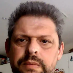 Homme de ménage sérieux et ponctuel 
