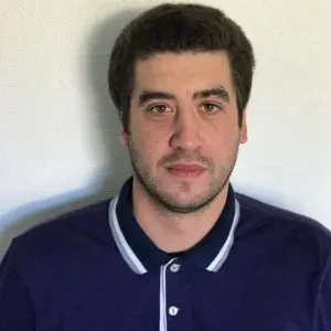 Recherche une babysitter versailles