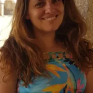 Cuidadora compassiva em Setúbal