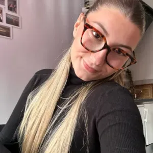 Baby-sitter située aux Arcs sur Argens