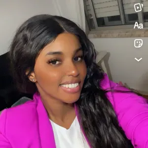 Empregada d limpeza em Caxias no hospital prisional.