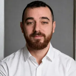 Ménage + cuisine 3 h/semaine, Paris 11e,