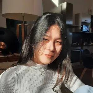 Une petsitter attentionnée à Paris