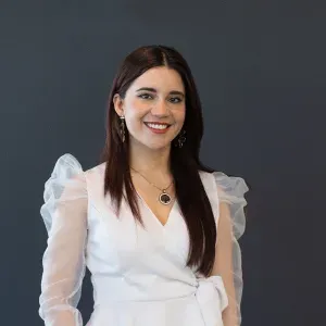 Loving baysitter in Paris and Ile de France