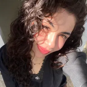 Liebevolle & zuverlässige Babysitterin sucht Vollzeit!