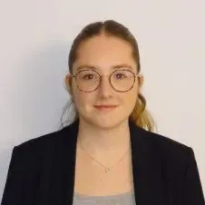 Etudiante propose ses services de baby-sitting