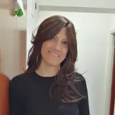 Disponibile per pulizia case appartamenti e uffici 