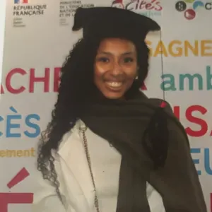 Employée polyvalente d'entretien