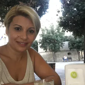 Collaboratrice domestica ,e stiro