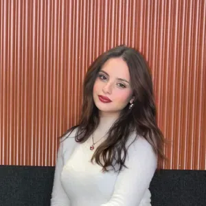 Cerco lavoro come Babysitter. 