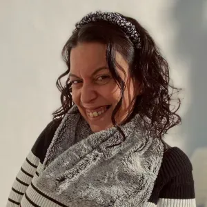 Cuidadora de idosos com curso de animadora sociocultural