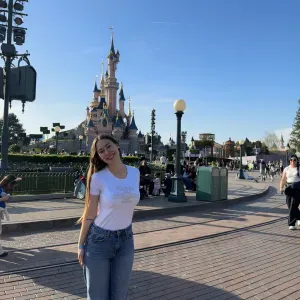 Niñera con más de 5 años de experiencia