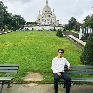 My name is Jeramil Penaflor Pet sitter in paris