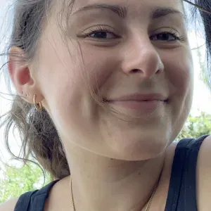 Baby-sitter BAFA au Pays basque