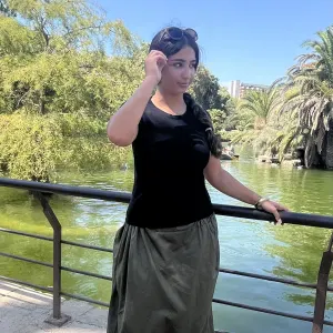 Baby-sitter expérimenté et prête a tout !