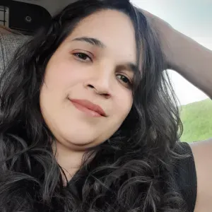 Babysitter, em caminha , tenho experiência 