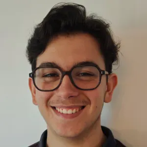 Étudiant L2 biologie donne cours à Anglet