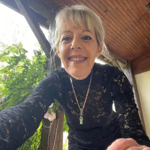 Aide ménagère, aide courses, jardinage 