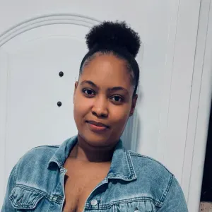 Ainda não cheguei de trabalhar nisso em Portugal 