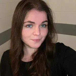Baby-sitter sérieuse et disponible à Caen