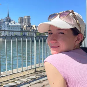 Baby-sitter à Nîmes et ses alentours! 