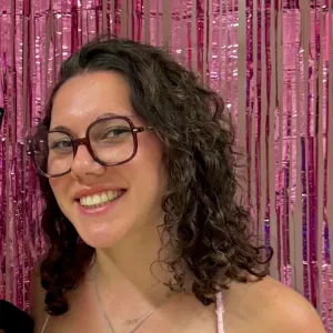 Baby-sitter expérimentée au alentour de Saintes 
