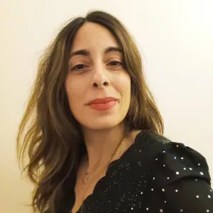 Employé de Maison  Femme de ménage 