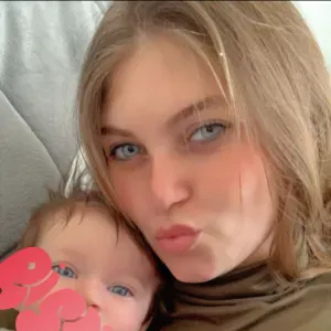 🌸 Nounou douce et attentionnée – Expérience avec les bébés