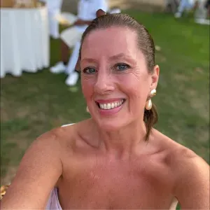 Emploi de femme de ménage Jury