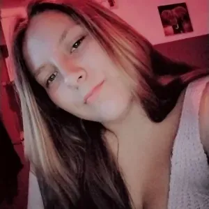 Femme de ménage digne les bains 