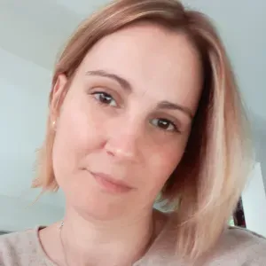 Auxiliaire de la petite enfance( 14 années d'expériences)