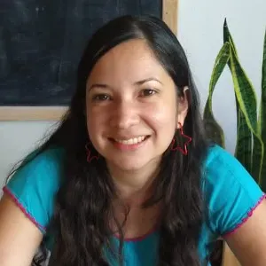 Niñera en Granada/ educadora con experiencia