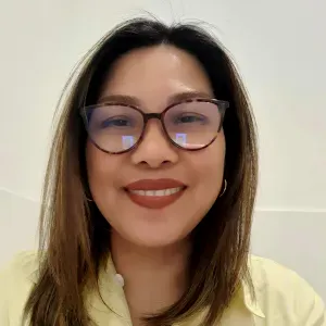 I have 3years experienced babysitting in Paris