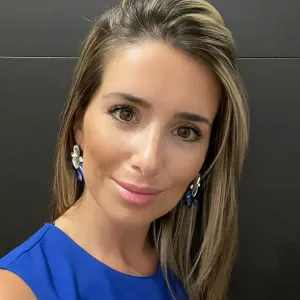 Procuro pet-sitter responsável para Gatos