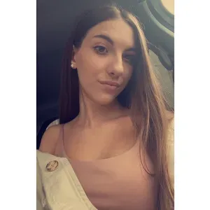 Oferta de emprego para uma empregada de limpeza em Vila N...